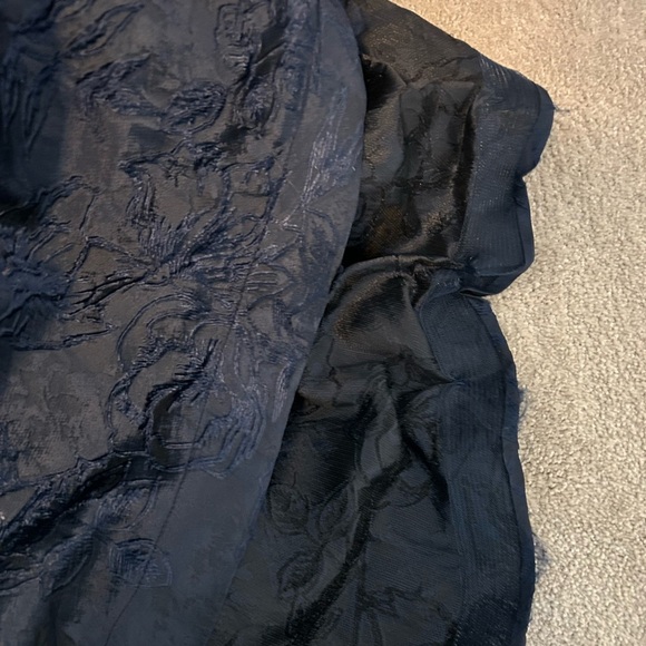 Ilmio Asymmetrical Slit Jacquard Evening Gown In Navy - Picture 5 of 5